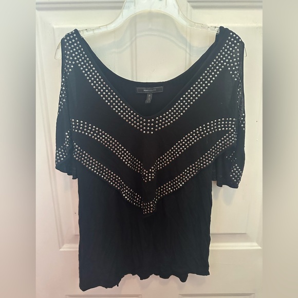 BCBG studded cold shoulder top - Picture 2 of 4